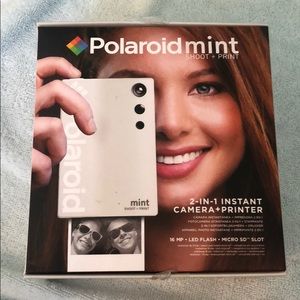 Polaroid mint instant camera